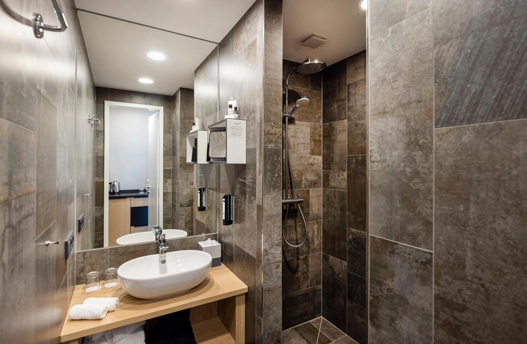 Hotel Arcotel Hafencity 4*